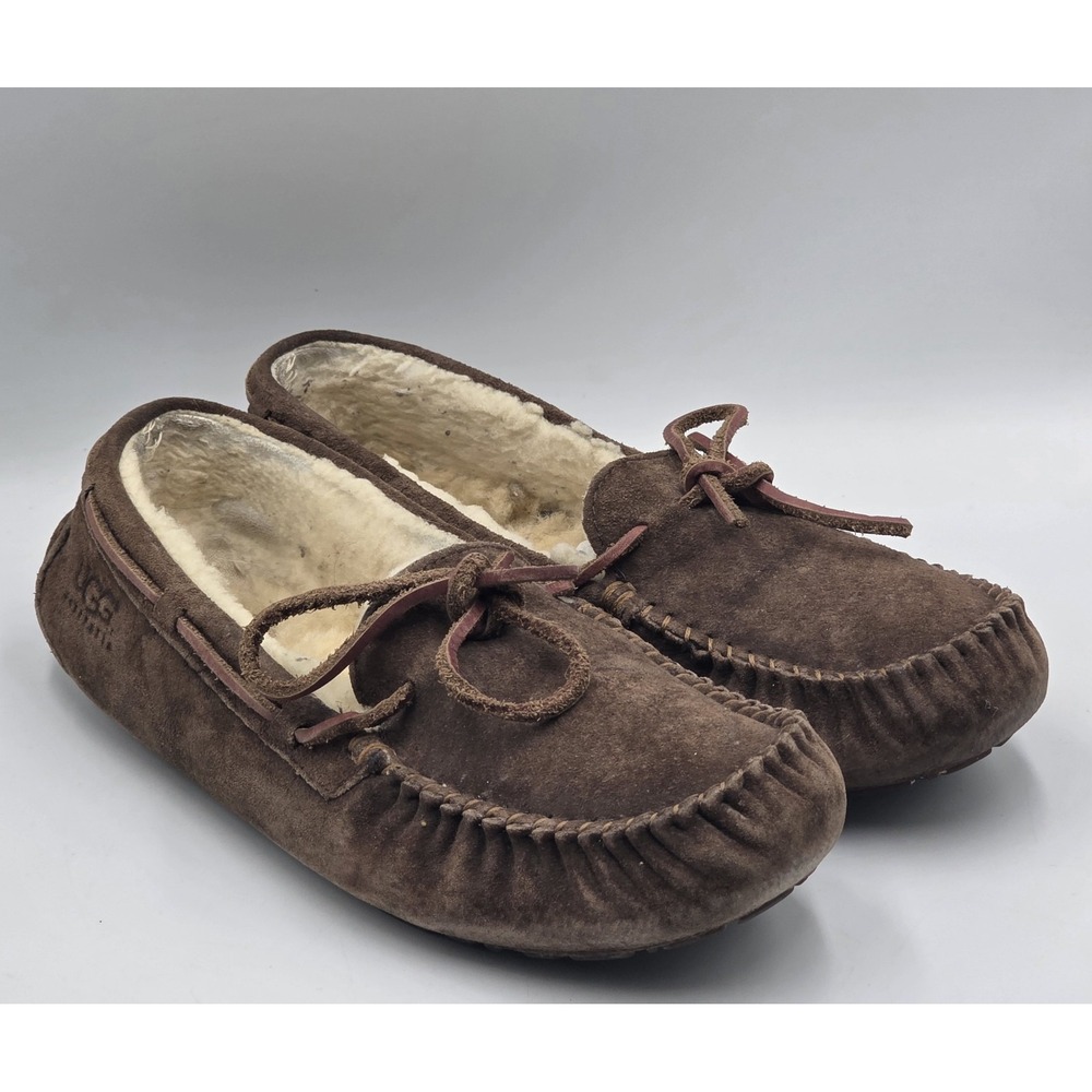 UGG Dakota Slipper Women's 9 Brown Suede Sheepskin Lined Moccasin 5612
